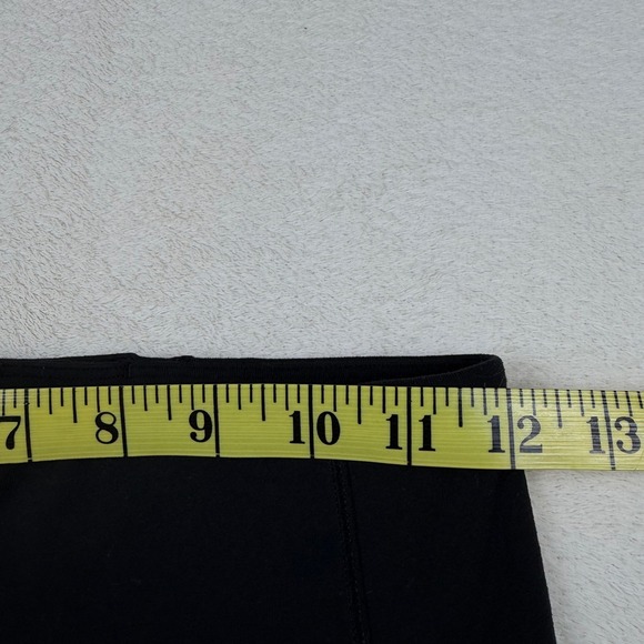 Lululemon P30416 Cropped Black Athletic Pants Mesh Detail on back size 4‎ - Picture 10 of 13